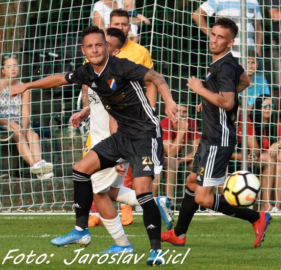 (190828) Lan_Banik 1:3 71